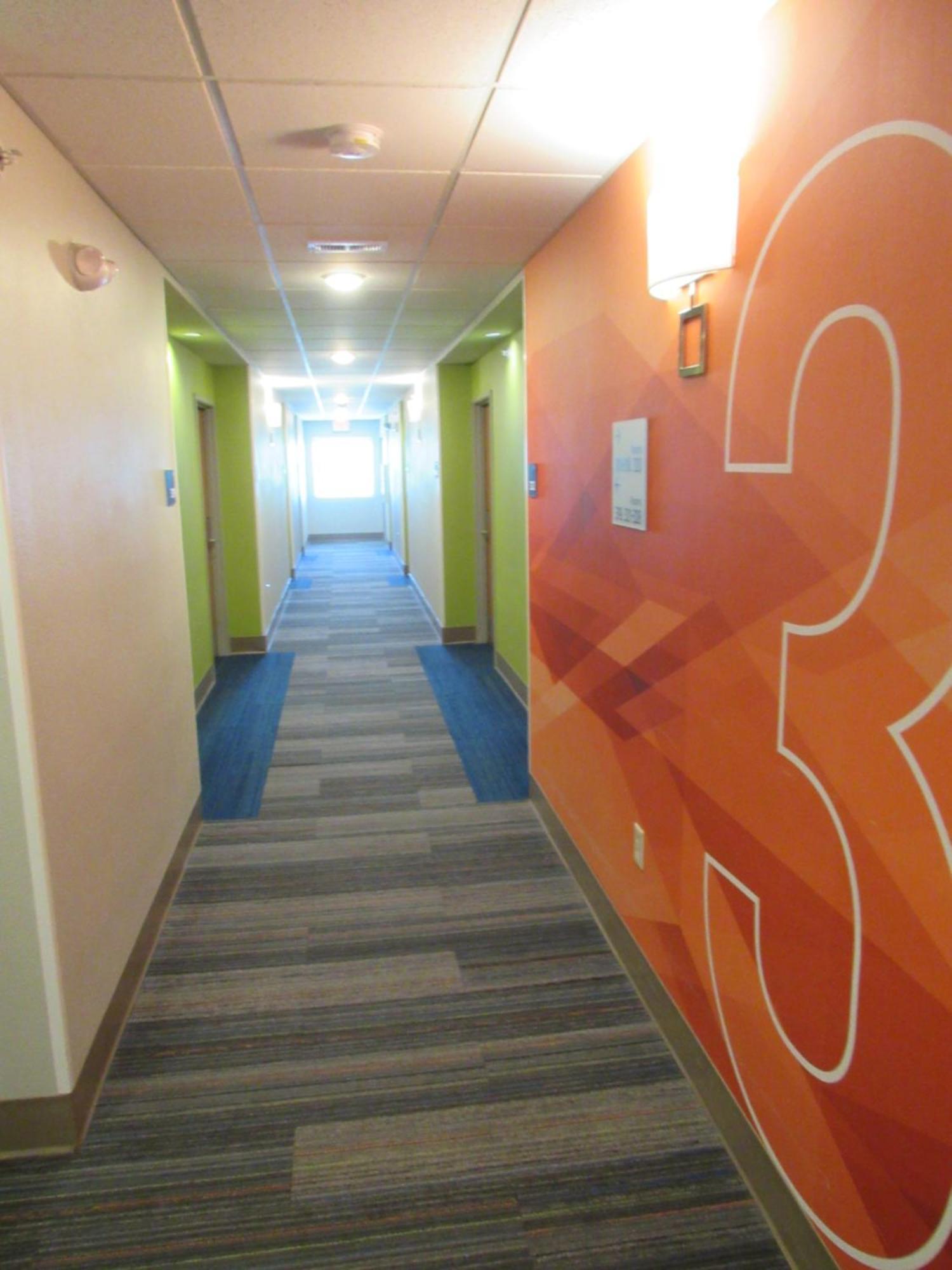 Holiday Inn Express Hotel & Suites Lincoln South By Ihg Eksteriør billede