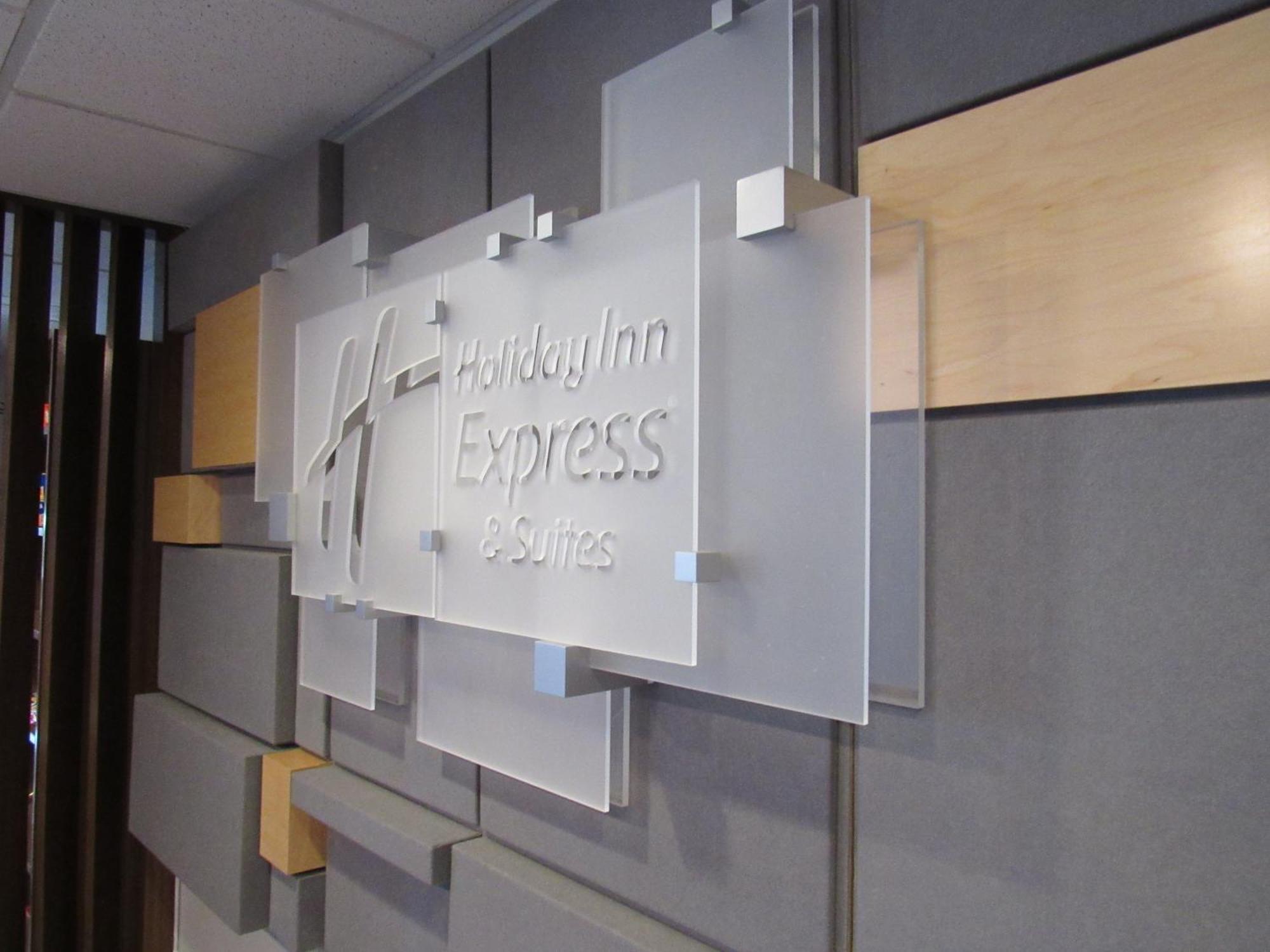 Holiday Inn Express Hotel & Suites Lincoln South By Ihg Eksteriør billede