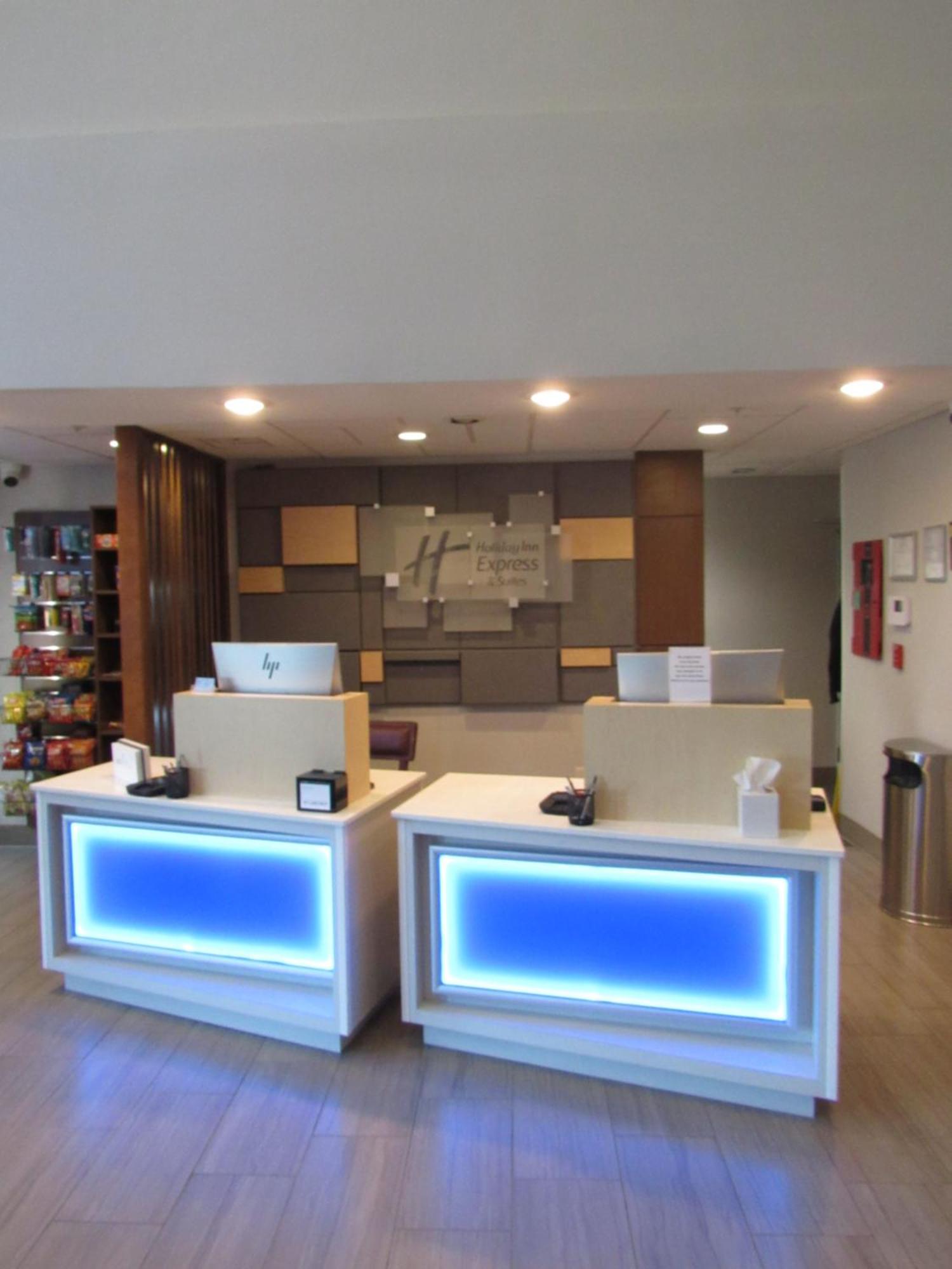 Holiday Inn Express Hotel & Suites Lincoln South By Ihg Eksteriør billede