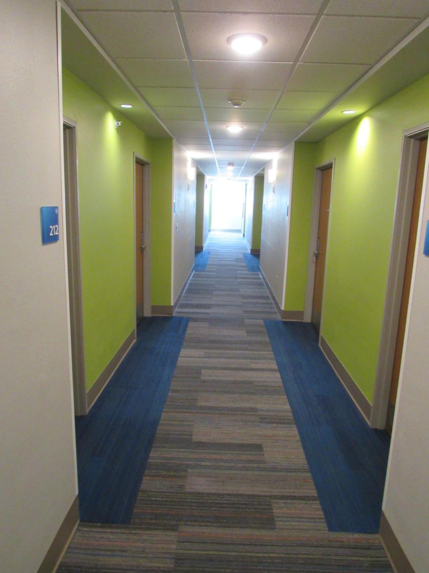 Holiday Inn Express Hotel & Suites Lincoln South By Ihg Eksteriør billede